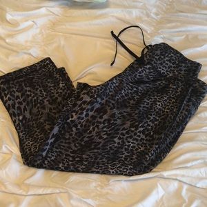 Leopard workout leggings